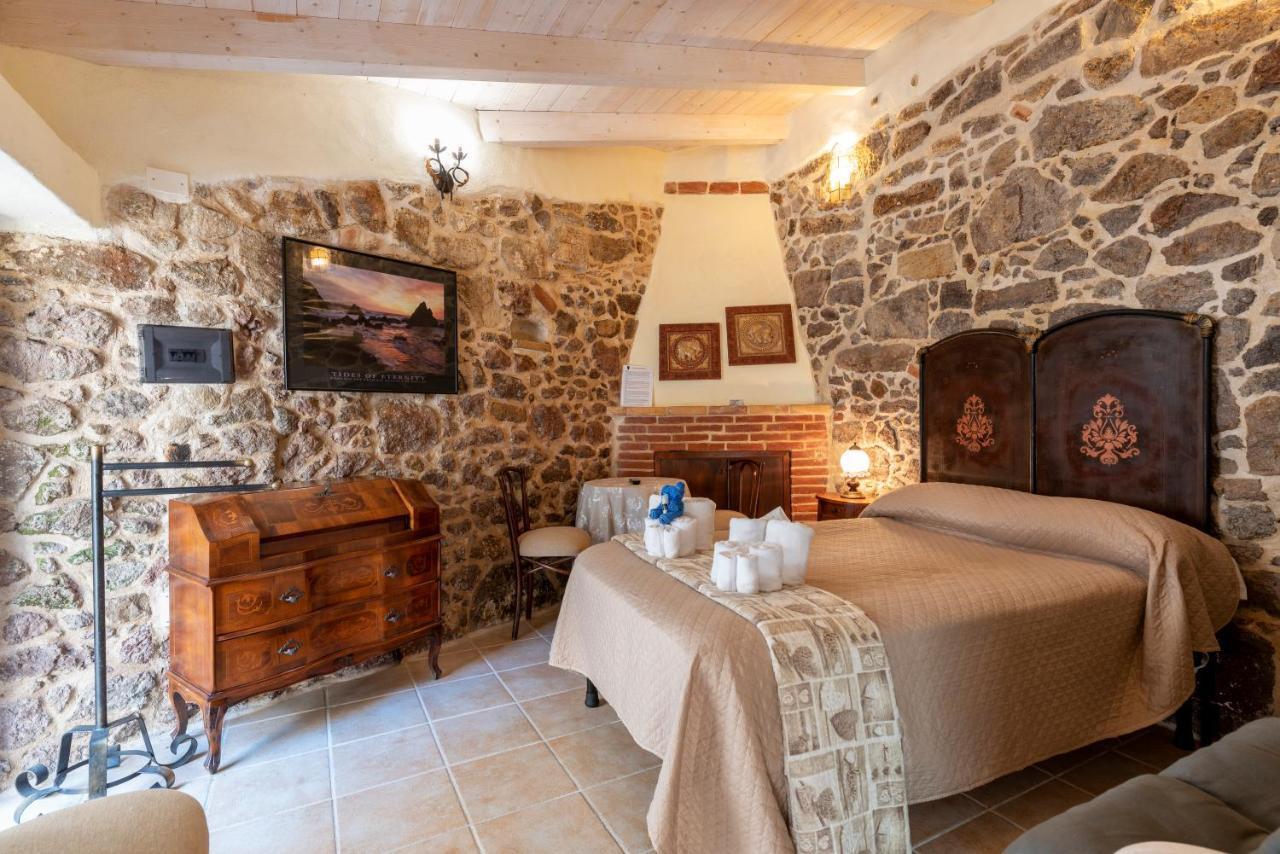 Bed and Breakfast Domo Sa Barra SantʼAntìoco Zewnętrze zdjęcie