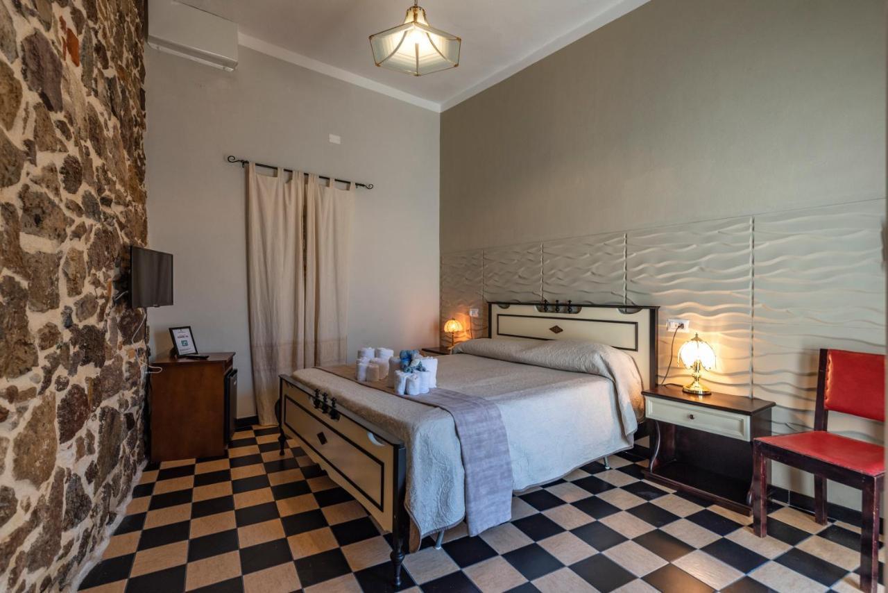Bed and Breakfast Domo Sa Barra SantʼAntìoco Zewnętrze zdjęcie