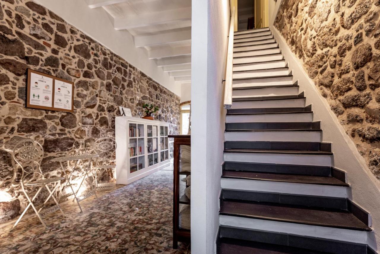 Bed and Breakfast Domo Sa Barra SantʼAntìoco Zewnętrze zdjęcie